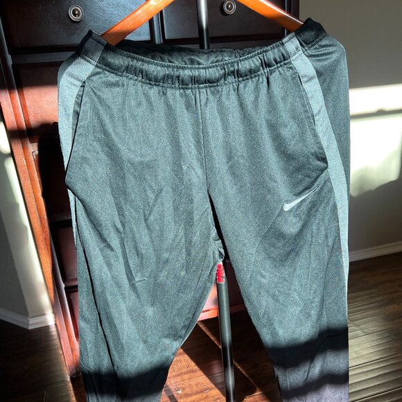 Nike Black/Gray Slim Fit Track Pants - Picture 1 of 4